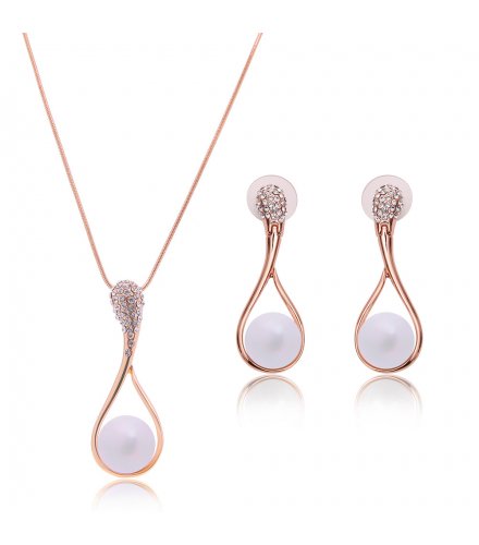 SET688 - Elegant Pearl Necklace Set SET688 - Elegant Pearl Necklace Set